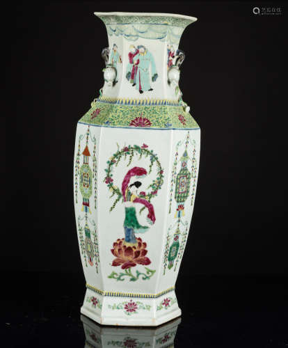 19th Antique Famille Rose Porcelain Vase