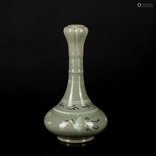 Korean Antique Celadon Vase