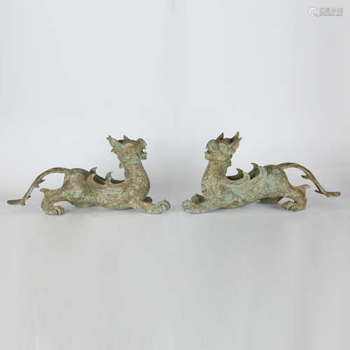 CHINESE ARCHAIC STYLE BRONZE BEASTS