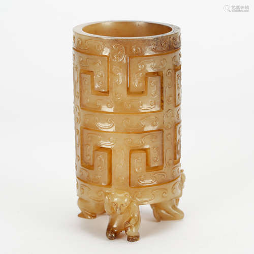 CHINESE ARCHAIC JADE CUP