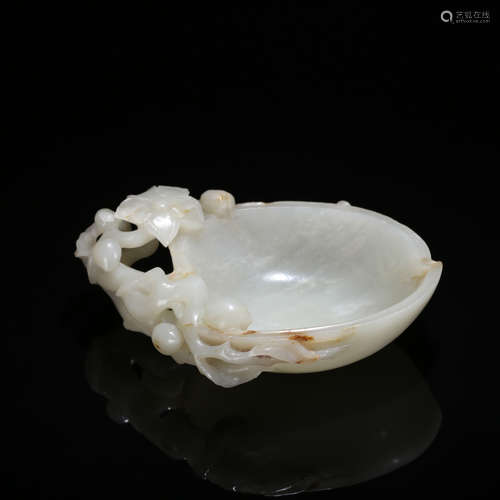 CHINESE WHITE JADE BRUSH WASHER