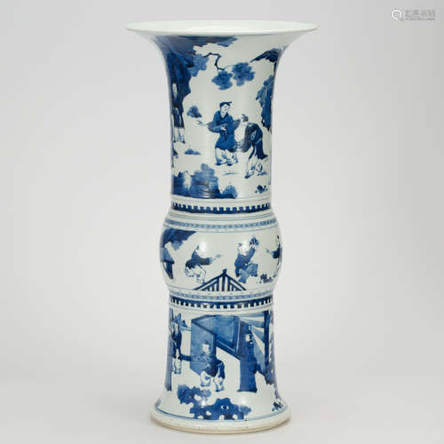 CHINESE BLUE AND WHITE GU VASE