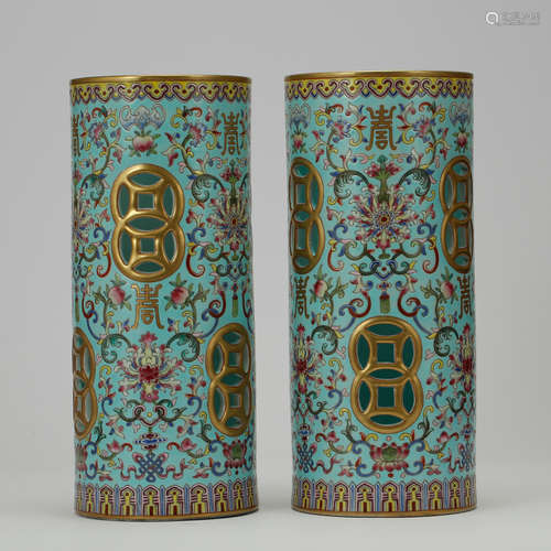 CHINESE TURQUOISE GROUND FAMILLE ROSE PORCELAIN HAT STANDS