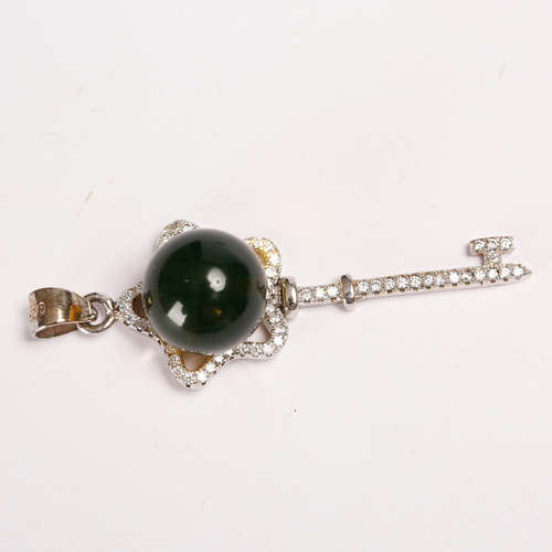 CHINESE SPINACH JADE PENDANT