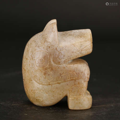 CHINESE ARCHAIC STYLE JADE BEAST