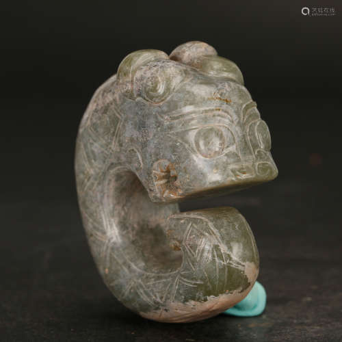 CHINESE ARCHAIC JADE DRAGON