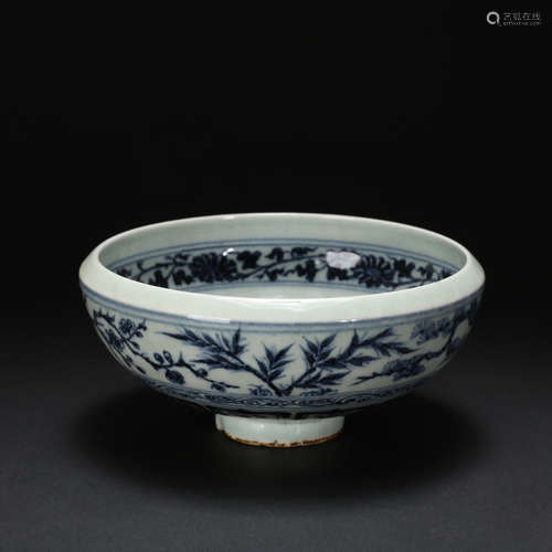 CHINESE BLUE AND WHITE FOLIAGE BOWL