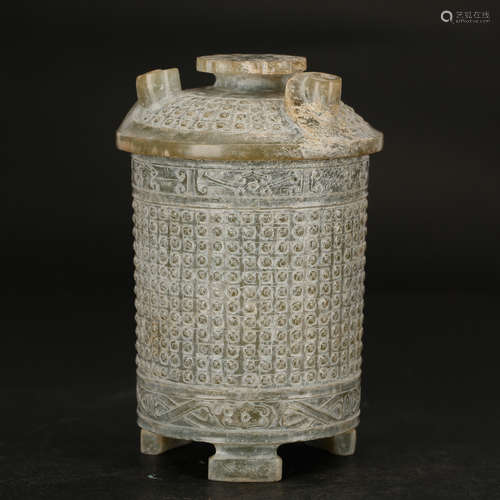 CHINESE ARCHAIC JADE VESSEL