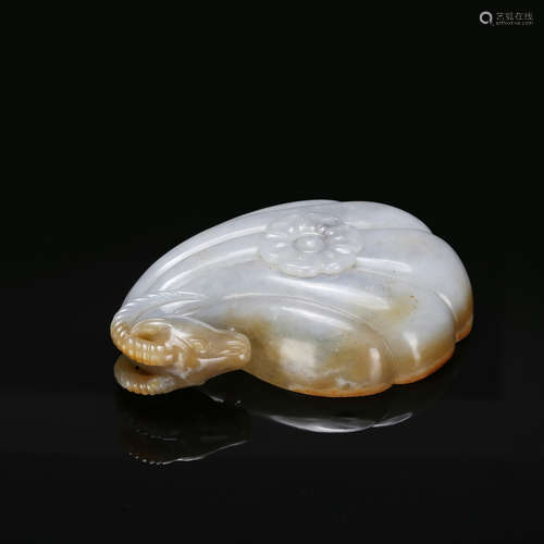 CHINESE MUGHAL STYLE JADE RAM WATER COUPE