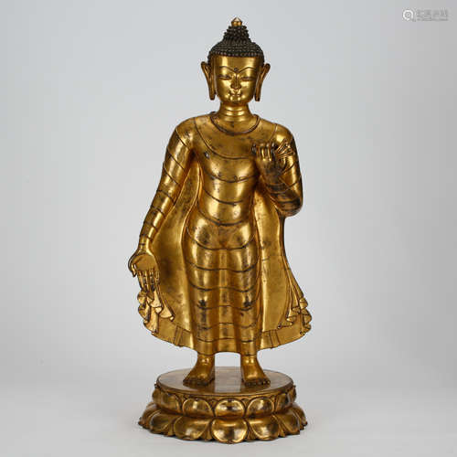 CHINESE GILT BRONZE FIGURE OF SHAKYAMUNI