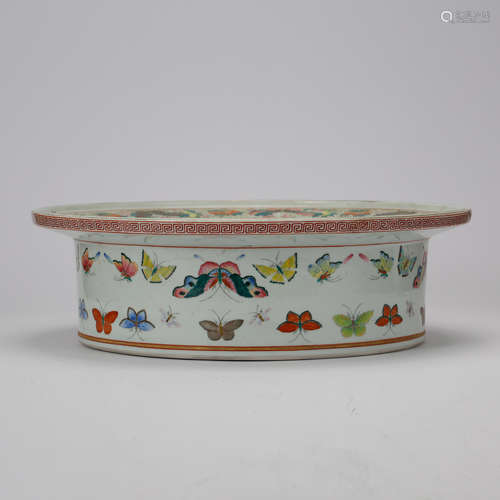 CHINESE FAMILLE ROSE PORCELAIN CHARGER