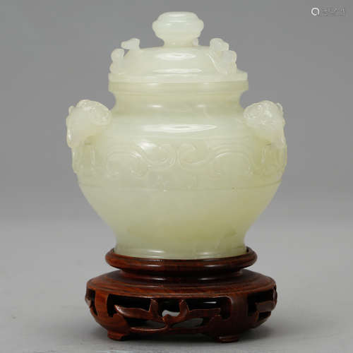 CHINESE CELADON JADE COVER CENSER