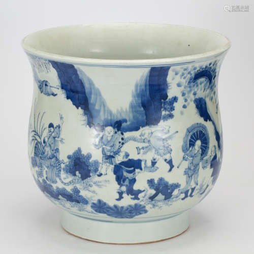 CHINESE BLUE AND WHITE FISH BOWL