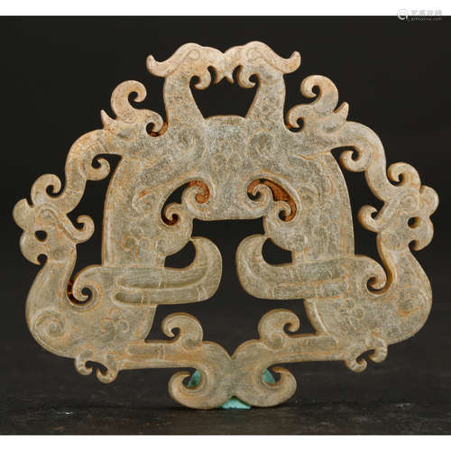 CHINESE ARCHAIC STYLE JADE PENDANT