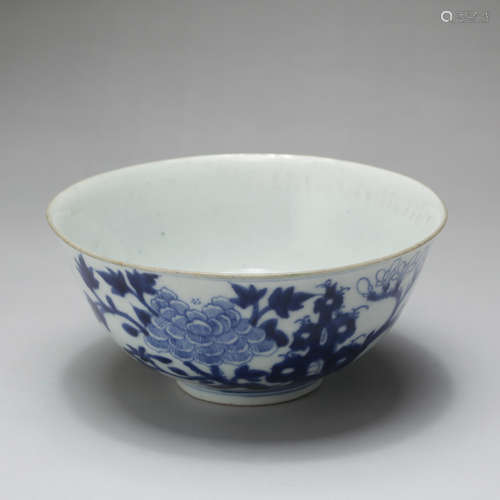 CHINESE BLUE AND WHITE PORCELAIN BOWL