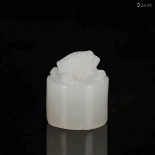 CHINESE WHITE JADE SEAL