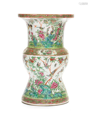 19th century A Canton famille rose beaker vase