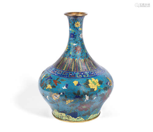 19th century or earlier A cloisonné enamel 'Ming-style' vase