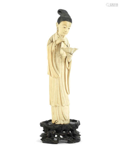 Late Qing Dynasty A carved ivory figure of a lady