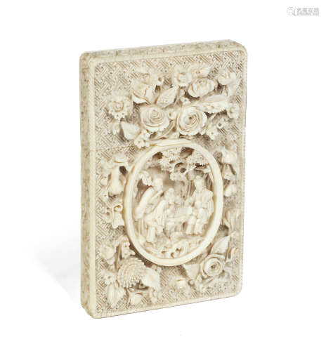 19th century A Canton ivory card case