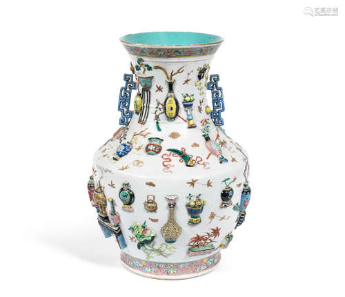 Jiaqing A famille rose 'Precious Objects' baluster vase