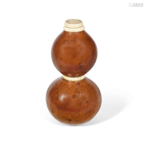 Qing Dynasty An ivory mounted double-gourd form cricket cage
