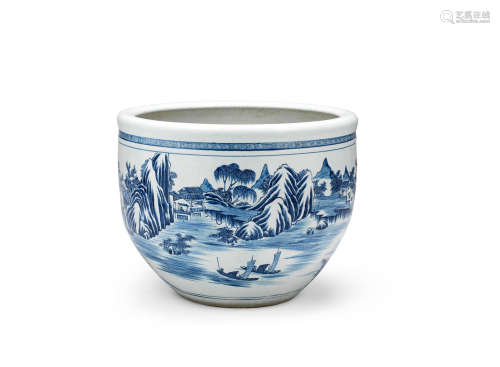 18th century A large blue and white jardinière