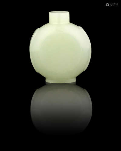 A white jade circular snuff bottle
