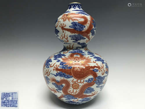 BLUE&WHITE RED GLAZED GOURD SHAPED VASE