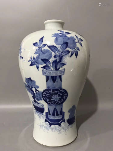 A BLUE&WHITE MEI VASE