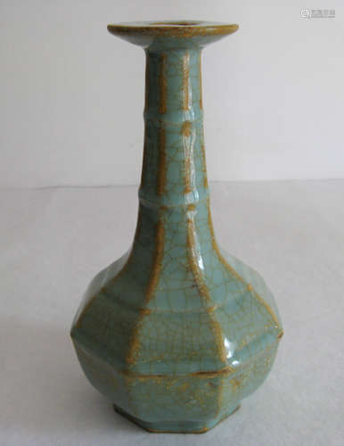 A GUAN YAO CELADON OCTAGONAL VASE