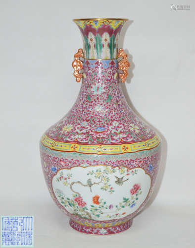 A FAMILLE-ROSE VASE WITH QIANLONG MARK