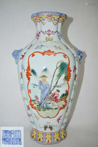 A FAMILLE-ROSE VASE WITH QIANLONG MARK