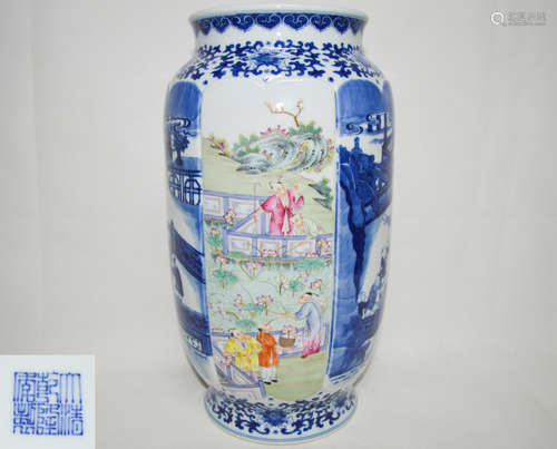 A FAMILLE-ROSE VASE WITH QIANLONG MARK