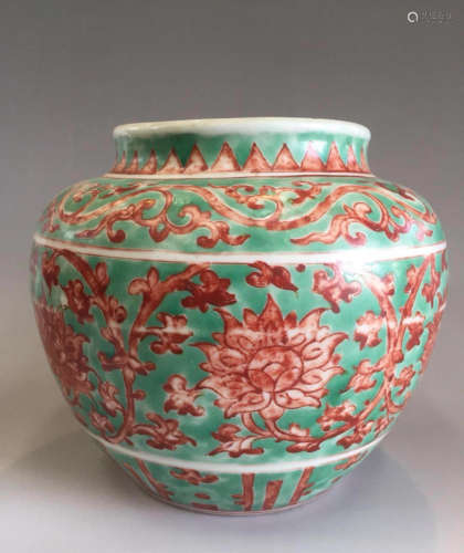 Chinese Red/Green Flower Porcelain Jar