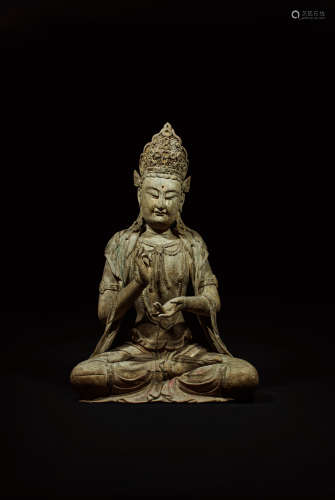 CHINESE WOODEN FIGURE OF SEATED GUANYIN