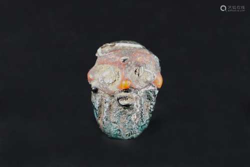 A Colorful Poenicians Bead with Head Carving - Ming Dynasty