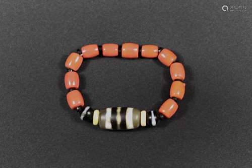 An Agate Hand bead - Within 100 Years