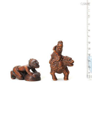 Edo period (1615-1868), 19th century Two wood figure netsuke