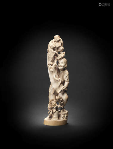 By Hozan, Meiji era (1868-1912), late 19th/early 20th century An ivory figure of a man unfolding a scroll