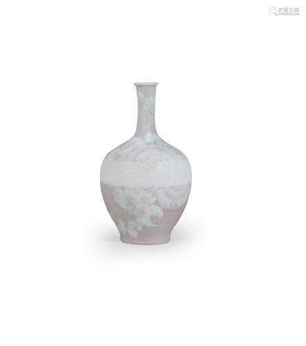 By Makuzu Kozan, Meiji era (1868-1912), early 20th century A small baluster porcelain vase