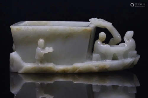 AN OLD TIBETAN HETIAN JADE SEED MATERIAL WRITING BRUSH WASHER, QING DYNASTY