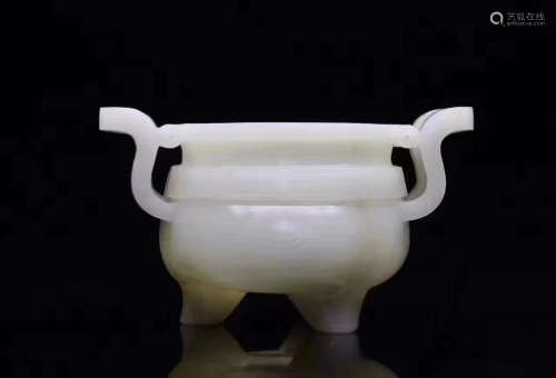 MING DYNASTY AN OLD TIBETAN HETIAN JADE SEED MATERIAL TRIPLE FEET CENSER