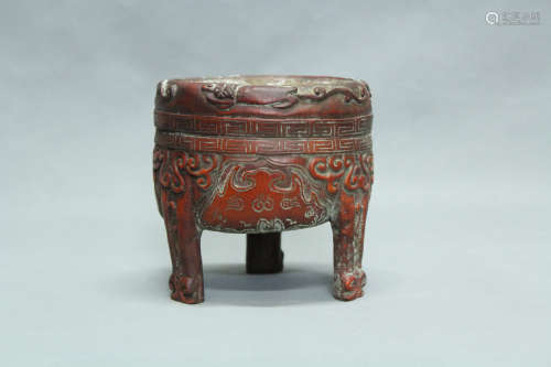 A QING DYNASTY BAMBOO CARVING CRICKETPOT