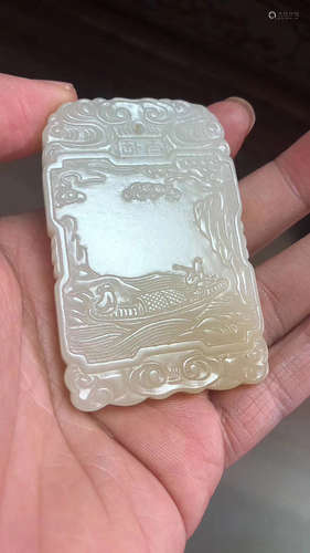 A HETIAN WHITE JADE PENDANT