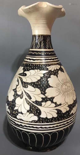 A SONG DYNASTY CIZHOU KILN BLACK COLOUR VASE