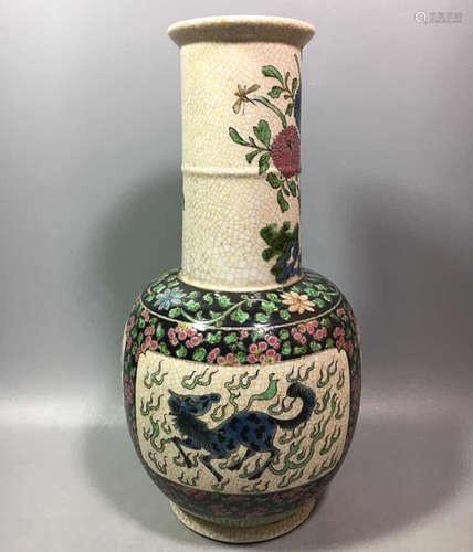 A QING KANXI DYNASTY GE GLAZE VASE