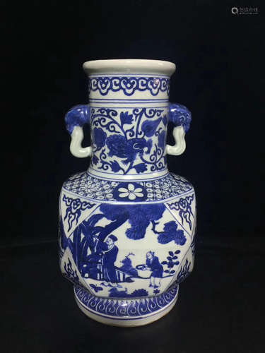 A BLUE AND WHITE PORCELAIN LINES VASE,MING DYNASTY