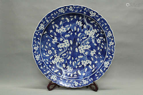 A DAQING KANGXI NIANZHI MARK BLUE&WHITE PLATE, QING DYNASTY