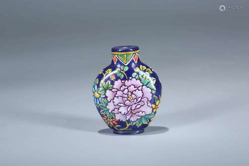 Chinese Enameled Peking glass snuff bottle, marked.